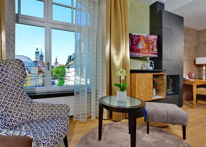 Hotel Torbraeu