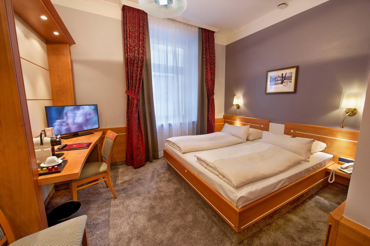 Torbraeu Hotel Munich